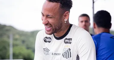 Imagem ilustrativa da imagem Neymar aparece em lista da Seleção, mas fica de fora de jogo do Santos