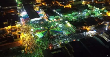 Imagem ilustrativa da imagem Prefeito cancela festa de São João após brigar com vereadores
