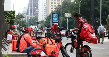 Imagem ilustrativa da imagem Prefeitura regulamenta entregas por aplicativo e define novas normas