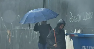 Imagem ilustrativa da imagem Previsão do tempo: Salvador terá pancadas de chuva no fim de semana