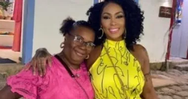 Imagem ilustrativa da imagem Rosiane Pinheiro se pronuncia sobre morte da mãe: "Ela vive em mim"