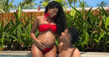 Imagem ilustrativa da imagem Sheuba gera polêmica ao pedir fraldas caras para o chá revelação