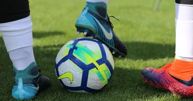 Imagem ilustrativa da imagem Time perde patrocínio após homenagem a jogadores acusados de estupro