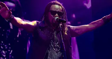 Imagem ilustrativa da imagem Toni Garrido se envolve em acidente e é autuado por lesão corporal