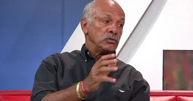 Imagem ilustrativa da imagem Vídeo: torcedores do Bahia pegam ar após brincadeira de Maestro Júnior