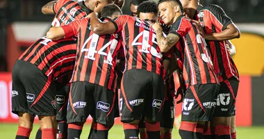 Imagem ilustrativa da imagem Vitória recebe Galícia no Barradão neste domingo; veja onde assistir