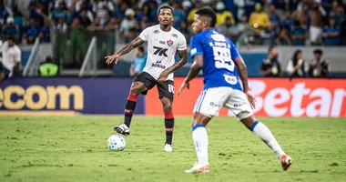 Imagem ilustrativa da imagem Vitória x Cruzeiro: onde assistir, prováveis escalações e arbitragem