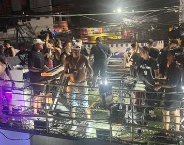 Cantor foi ovacionado após o discurso