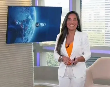 Isabele Benito, apresentadora do SBT Rio