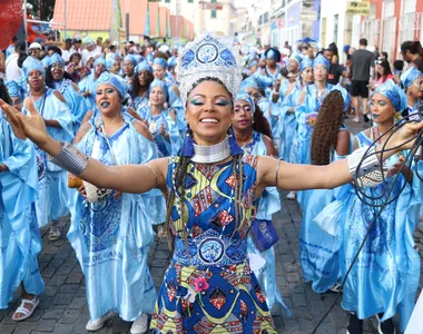 A programação inclui ainda a roda de conversa “Mulheres por trás dos Tambores”
