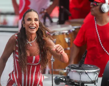Ivete desmaiou em casa e fraturou parte do rosto