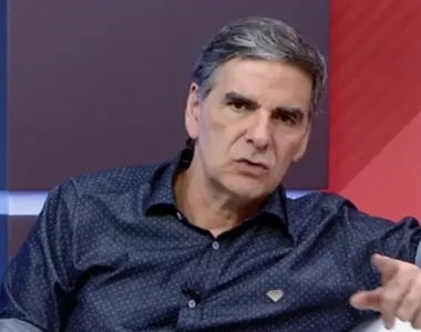 Jornlista afirmou estar 'extremamente pobre'