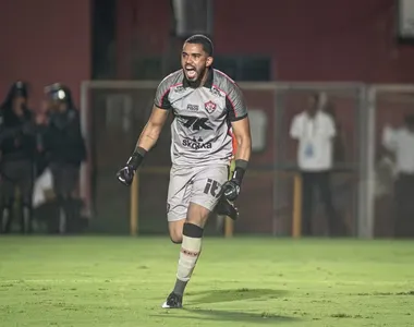 Lucas Arcanjo, goleiro do Vitória