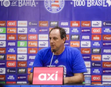 Rogério Ceni celebrou titulo, mas reconheceu que equipe precisa melhorar