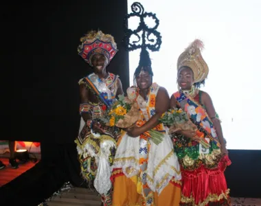 Davisson Santiago, consagrado o Princípe; Rillari Doria, Rainha e Tainara Sousa, Princesa