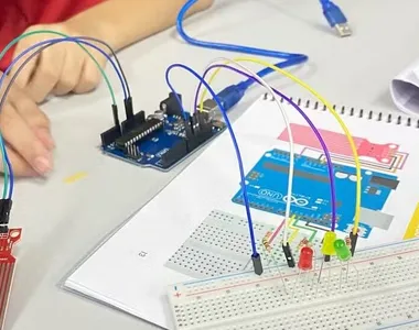 A capacitação tem como público-alvo estudantes do 1º e 2º ano do ensino médio