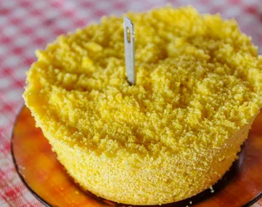 Até o cuscuz entrou na moda do morango cravejado