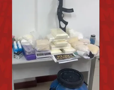 Polícia demonsta laboratório de drogas em Jandaíra