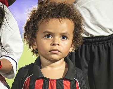 Vídeo foi publicado pela mãe de João nas redes sociais