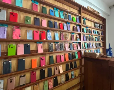 Fiscalização em lojas de celulares identificou irregularidades