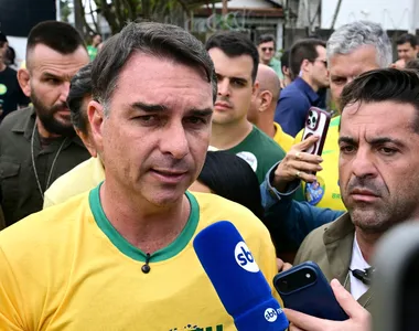 Flávio liderou as eleições e vai para o segundo turno com Lula