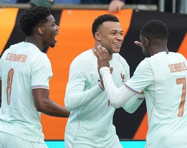 França vence o Brasil em amistoso nos Estados Unidos