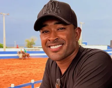 Cantor Milsinho Toque Dez