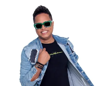 Pagodeiro Genny Dantas