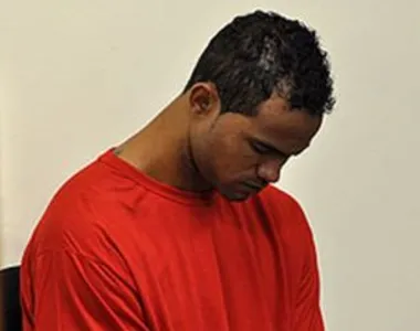 Goleiro descumpriu algumas regras impostas pela Justiça