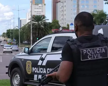 Vítima foi atingida por diversos golpes nas regiões do pescoço e do peito