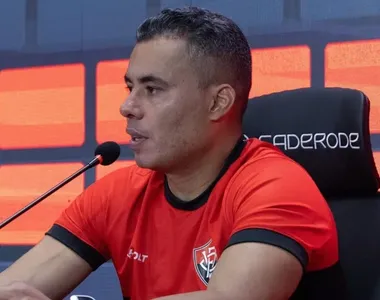 Jair Ventura é cotado no Internacional
