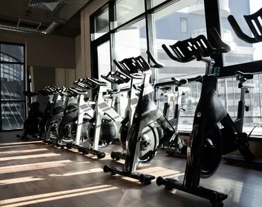 Aluna foi socorrida por pessoas que estavam no local