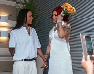 Kirah Menezes e Luana Rocha se casam em Salvador