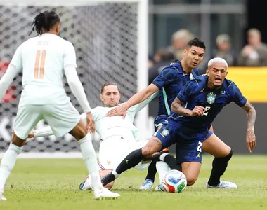 Wesley deixou o campo na etapa final, depois de uma parada técnica