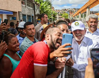 Lula no Subúrbio Ferroviário de Salvador