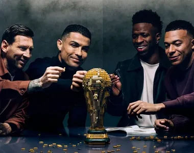 Jogadores se reuniram em um comercial da marca Lego