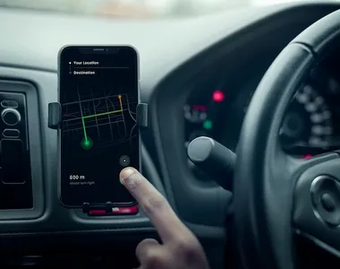 Aviso aparece no mapa após relatos de outros motoristas