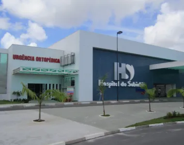 Agente foi socorrido e não corre risco de vida