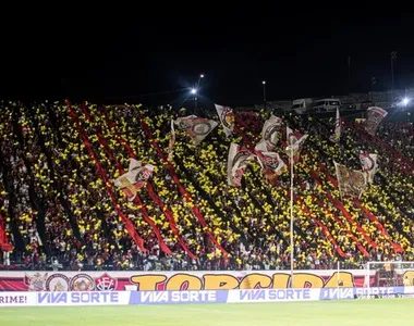 Torcida do Vitória no Barradão