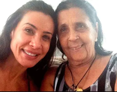 Scheila Carvalho e dona Eunice Ladeira