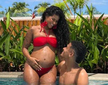 Sheuba Matos e Tiago Souza estão à espera de um bebê