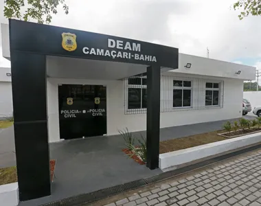 Homem é preso suspeito de tentativa de feminicídio contra a companheira em Camaçari