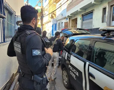 Homem foi preso durante operação Alvo da Orla, deflagrada pela Polícia Civil