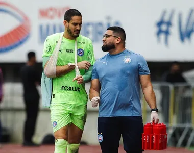 Ronaldo saiu lesionado em jogo do Bahia contra o Remo