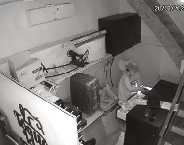 Ladrão furtou loja de madrugada