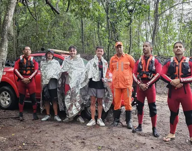 Após serem encontrados, os ingleses recusaram atendimento hospitalar