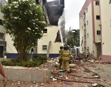 Imóvel foi atingido por um incêndio