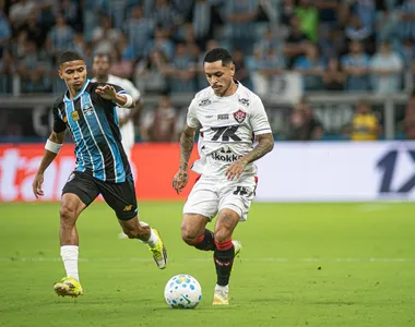 Na Arena do Grêmio, Vitória tropeça diante do Imortal