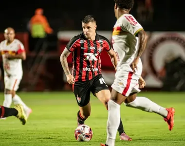 Renato Kayzer pode ser um dos poupados contra Juazeirense