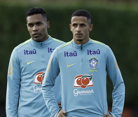 Imagem ilustrativa da imagem Após descartar Juba, Ancelotti aponta deficiência na lateral do Brasil